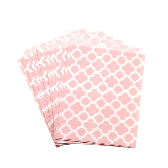 25pcs candy bag wedding favor bags Valentine 's Day paper Bag Gift Packaging Wedding Party decoration Even Party Supplies