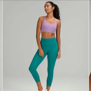 761. Lululemon athletica energy bra, B–D CupsWisteria Purple size 4 / 8 NWT 💜