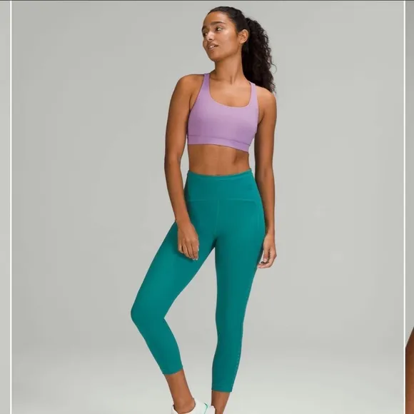 761. Lululemon athletica energy bra, B–D CupsWisteria Purple size 4 / 8 NWT 💜