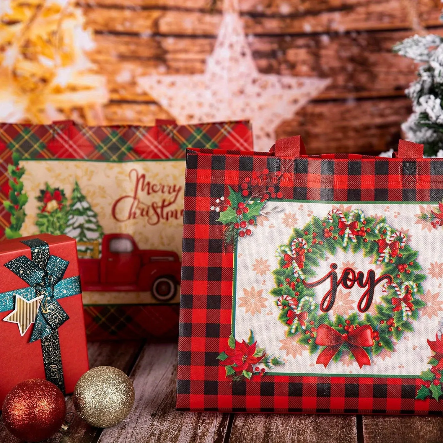 8pcs/12pcs Reusable Non-Woven Christmas Gift Tote Bags with Handles - Large, Waterproof, Lightweight, Multipurpose Plaid Festive Party Favor Bags, Holiday Goodie Bags with Christmas Designs