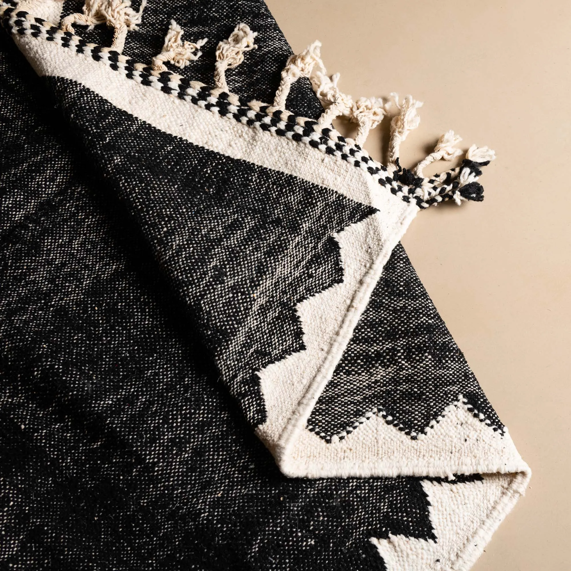 Afou - Taznakht kilim rug