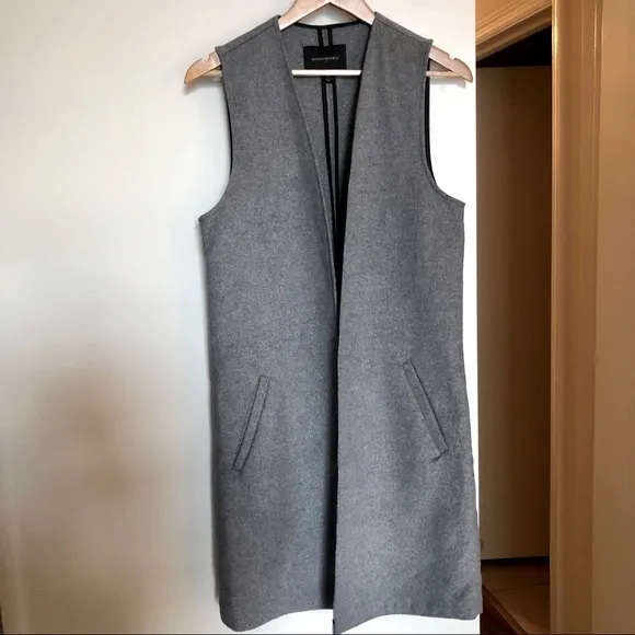Banana Republic women’s vest