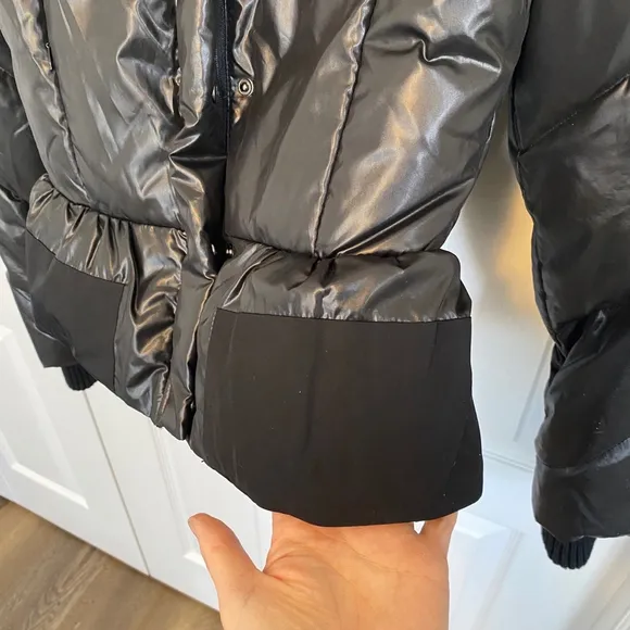 BCBGMaxAzria Shiny Black Puffer Peplum Cropped Jacket Size XS