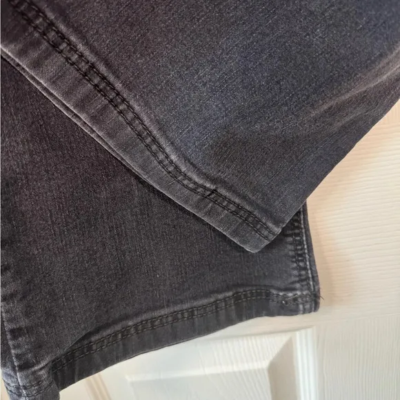 Cinch Lynden Black Trouser Flare Pant Womens Size 26