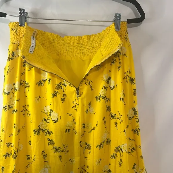 COPY - Alice   Olivia Escape Ditsy Sunbeam skirt.  Size 8.High low hem. Retail…