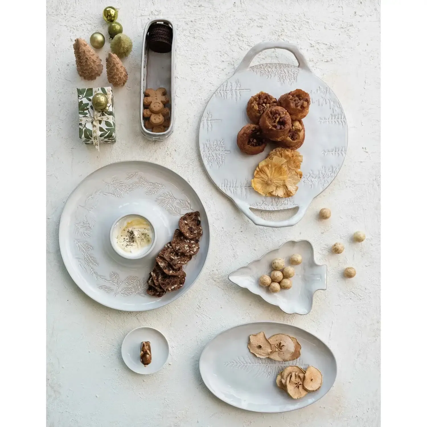 DEBOSSED STONEWARE PLATTER W/ TREES