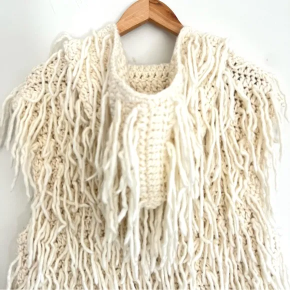 ECOTE Natural Cream Wool Blend Fringe Shaggy Knit Hoodie Zipper Vest Sz M NWT