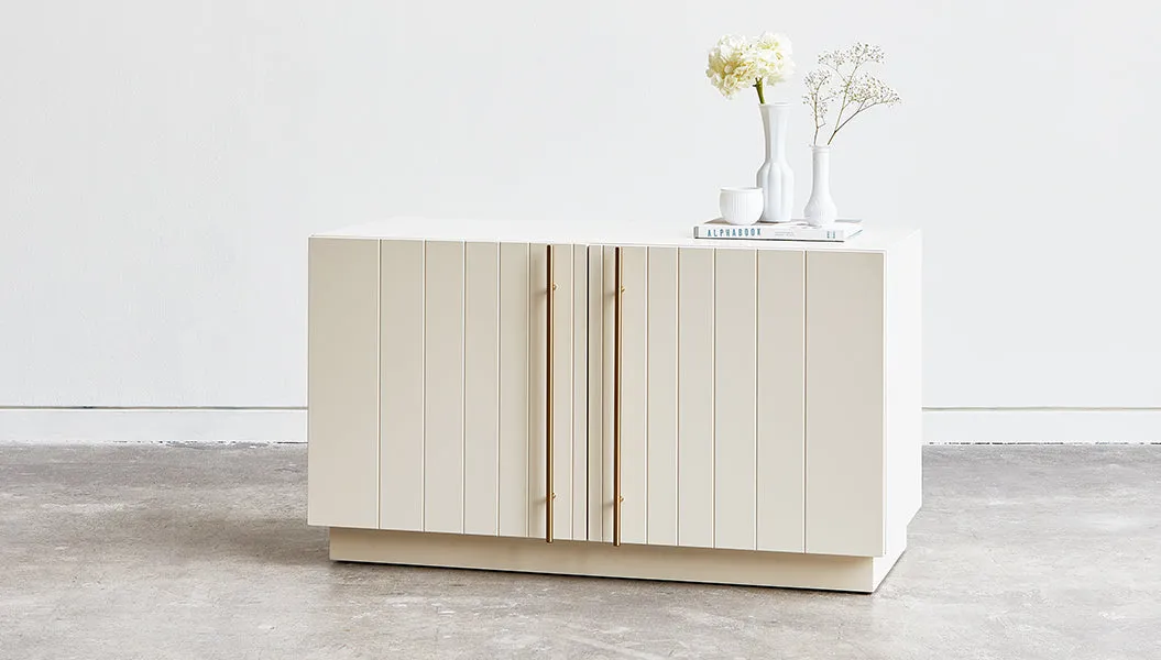 Elora Cabinet