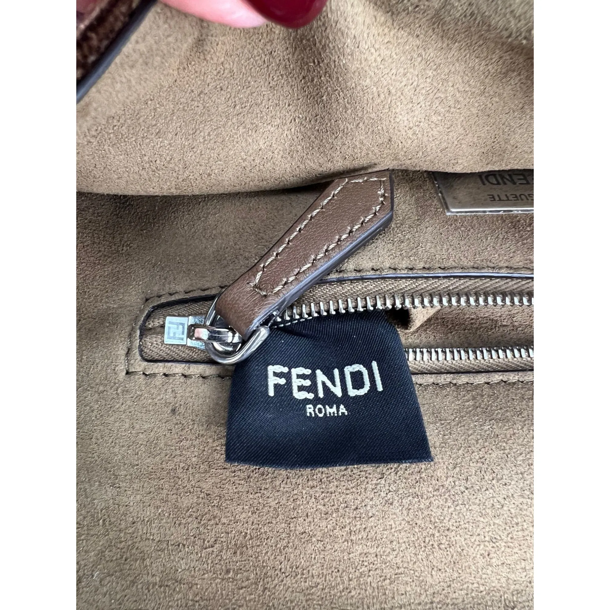 Fendi Chenille Vitello Seta FF midi Chain Baguette Sand Shoulder Bag