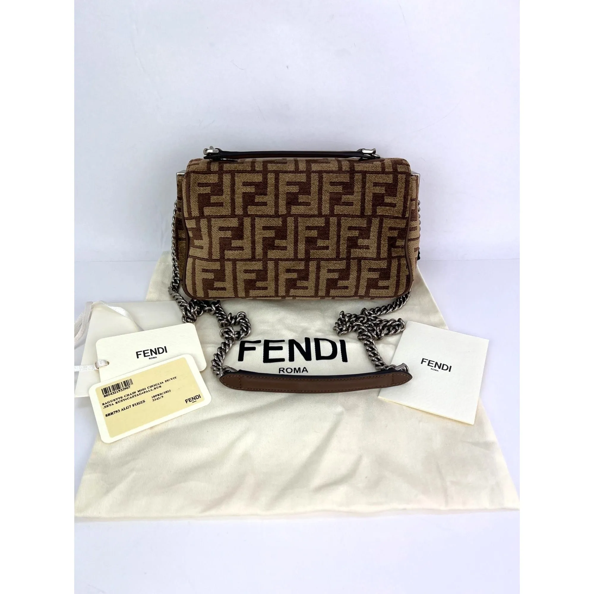 Fendi Chenille Vitello Seta FF midi Chain Baguette Sand Shoulder Bag