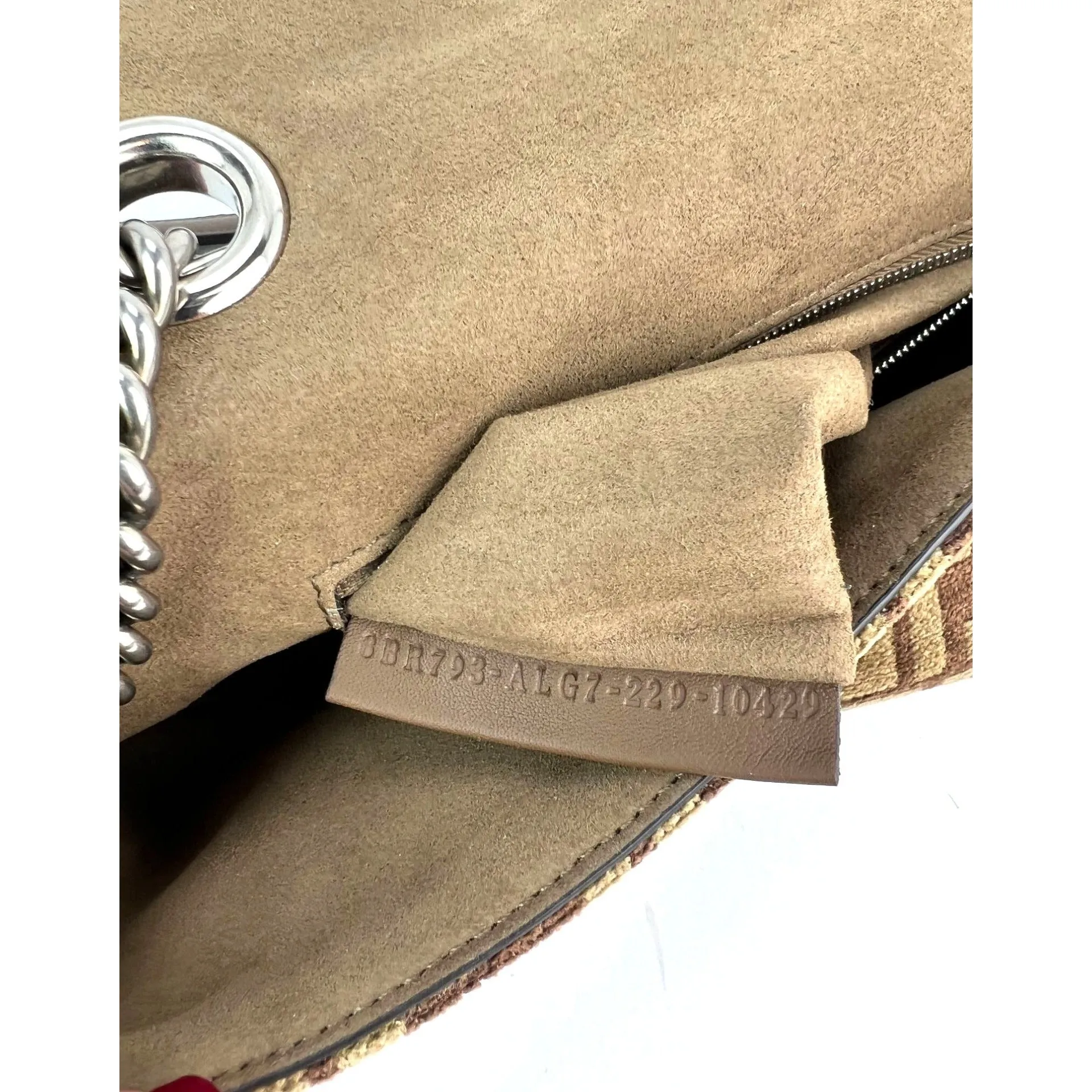 Fendi Chenille Vitello Seta FF midi Chain Baguette Sand Shoulder Bag