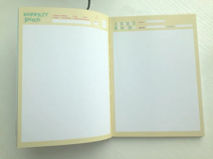 Girl Daily Planner Scheduler - in Black