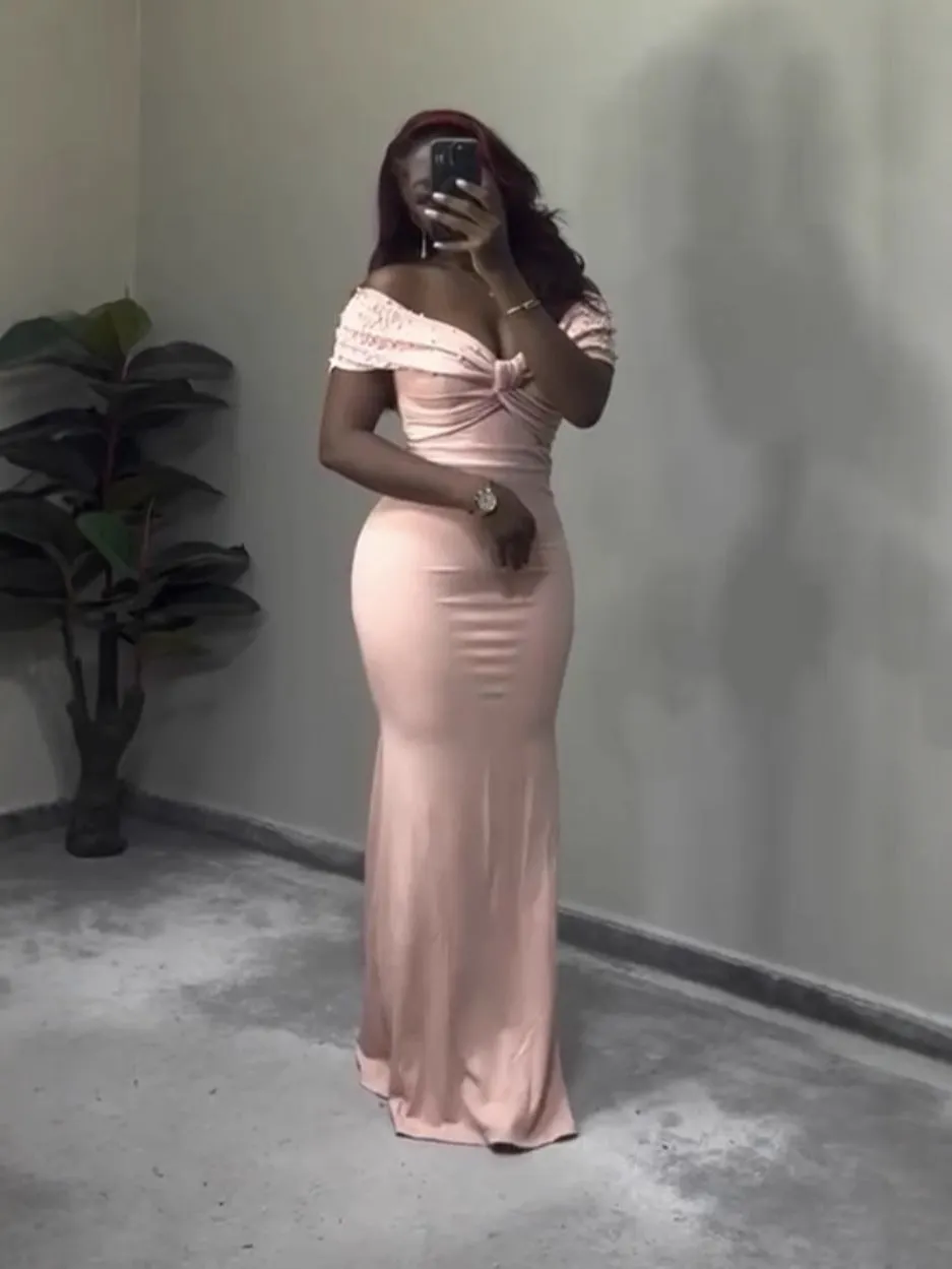 Glamorous Solid Beaded V-Neck Bodycon Dress for Elegant Evenings
