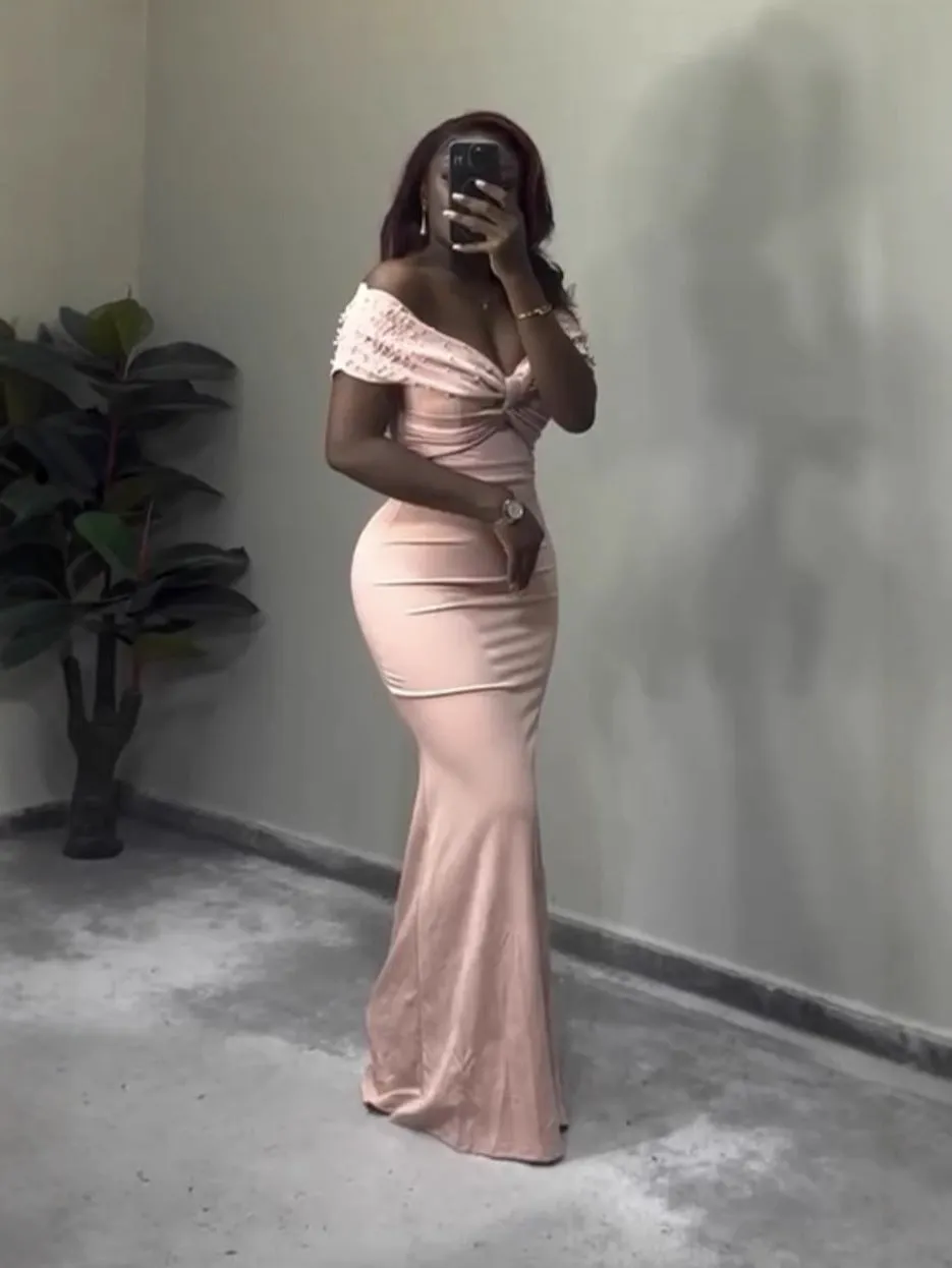 Glamorous Solid Beaded V-Neck Bodycon Dress for Elegant Evenings