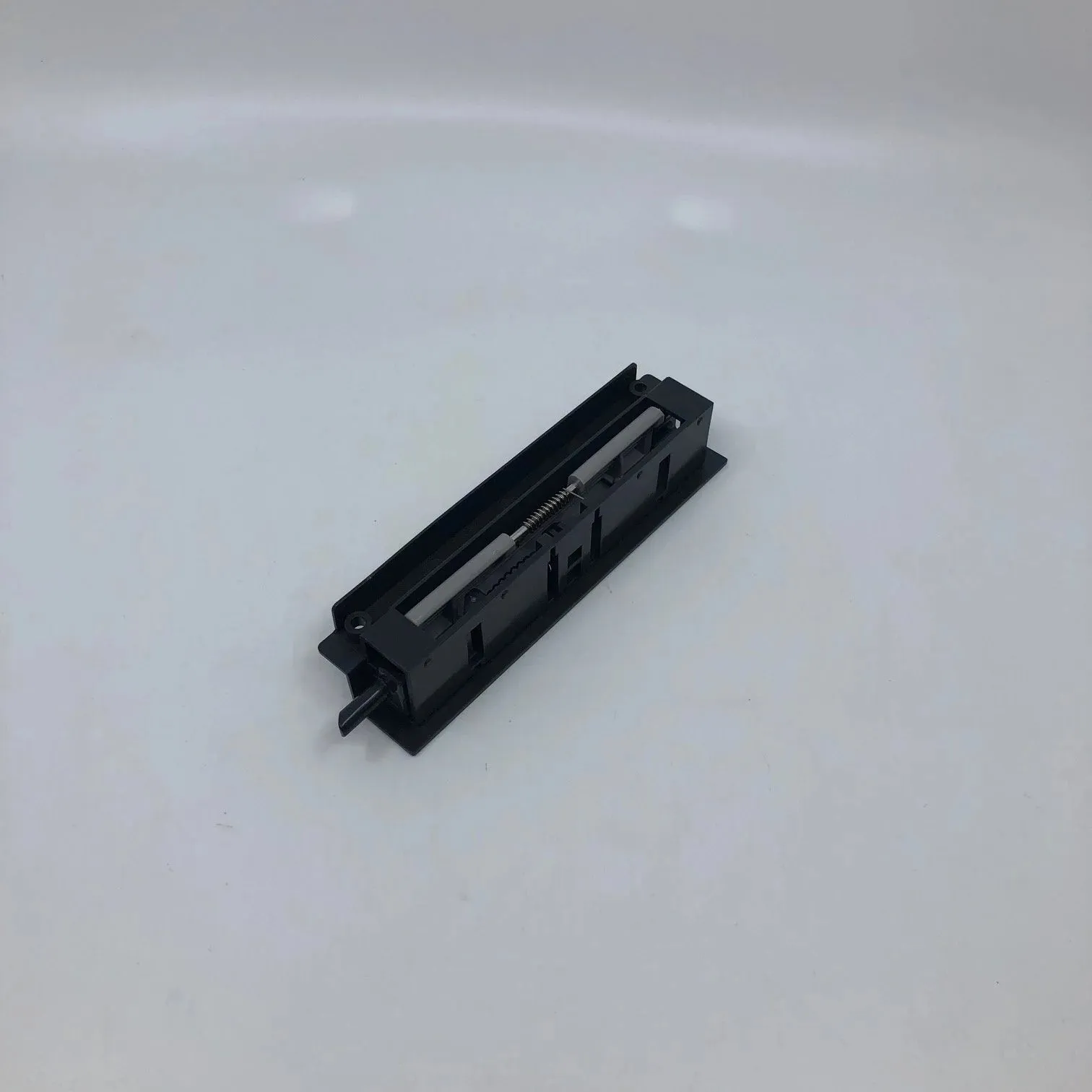 Handle for Dometic RUA and RUC - Right Hand Fridge