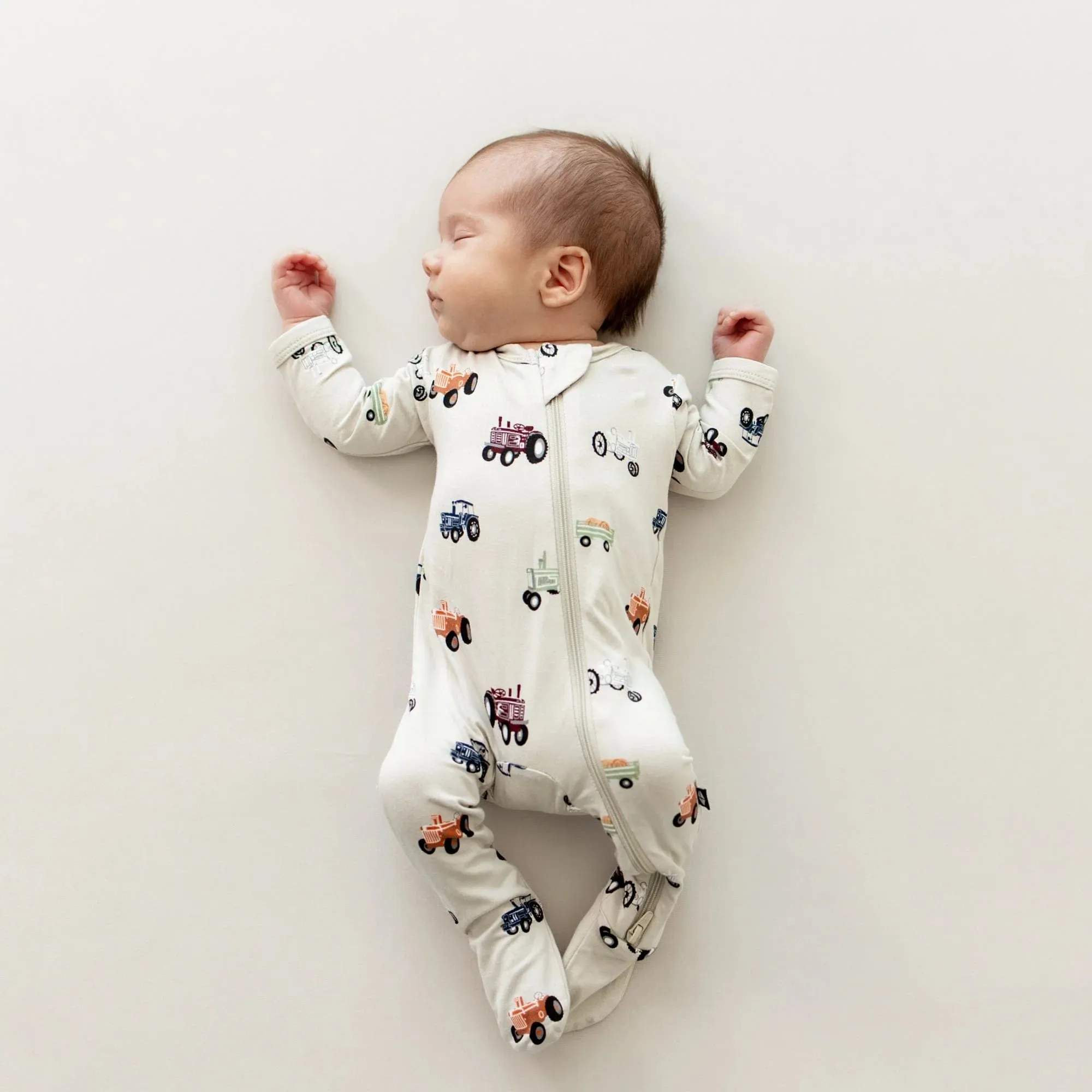 Kyte Baby Zippered Footie- Seasonal