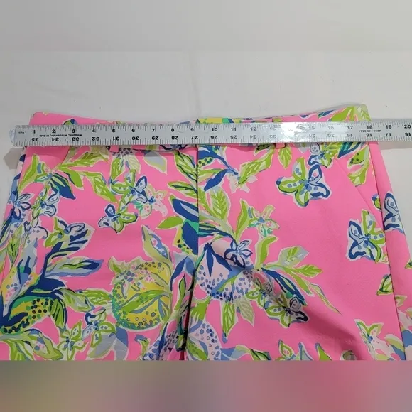 LILLY PULITZER CALLAHAN MULTI SQUEEZE THE DAY Women's Size 12 Floral Short