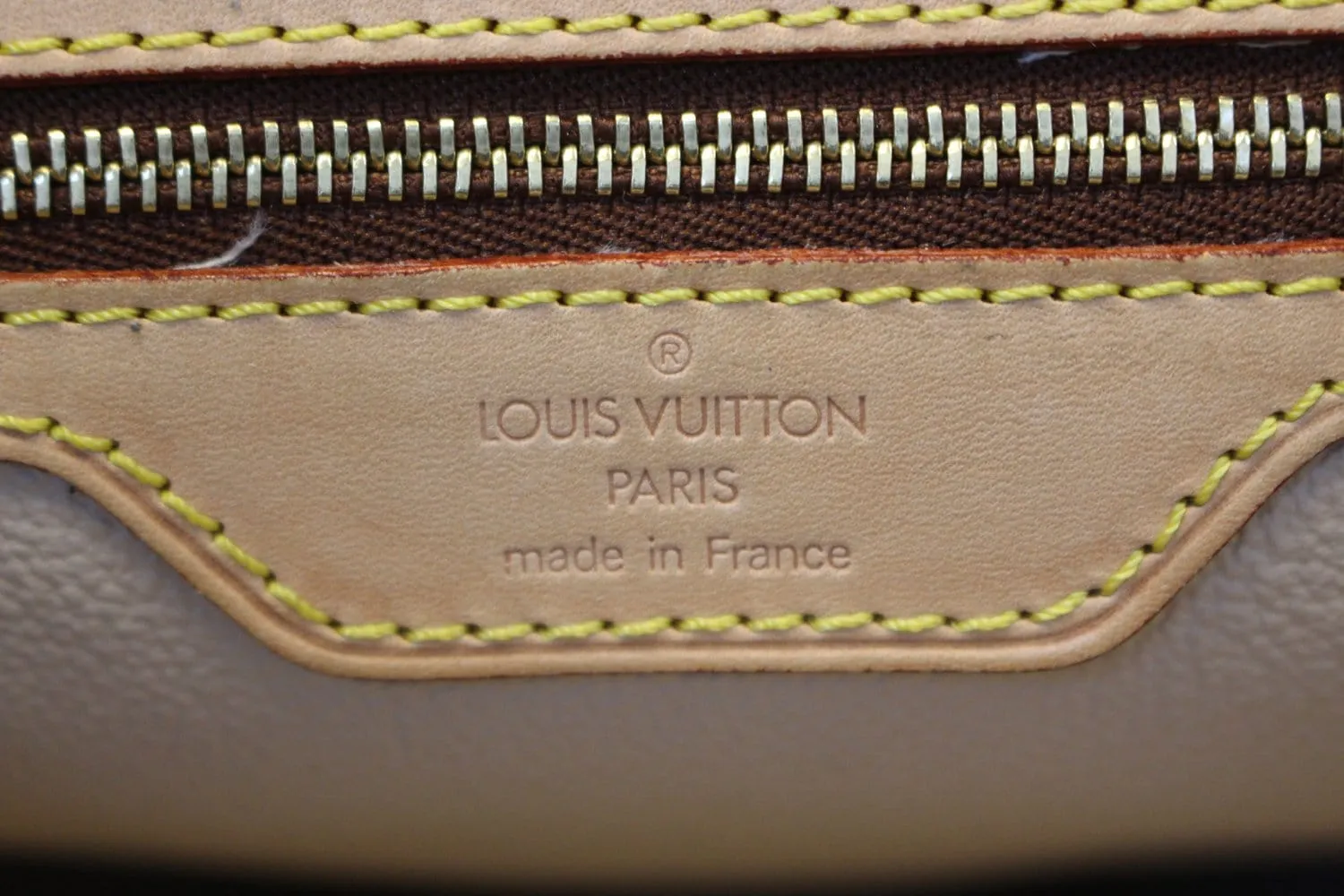 LOUIS VUITTON Monogram Brown Bucket GM Shoulder Bag