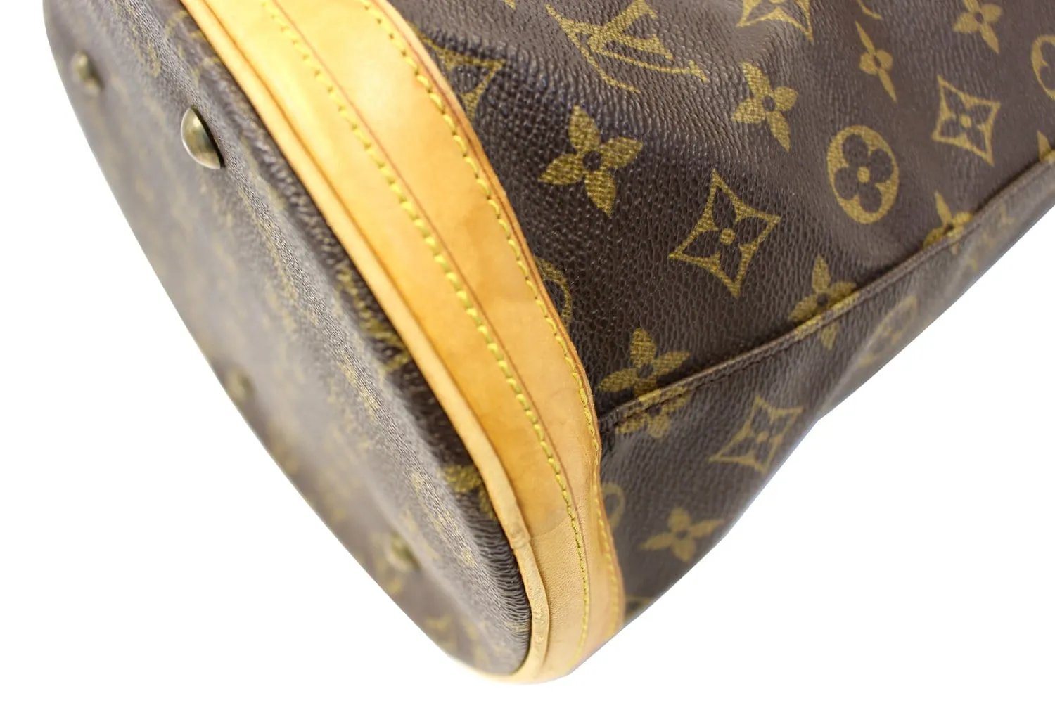 LOUIS VUITTON Monogram Brown Bucket GM Shoulder Bag