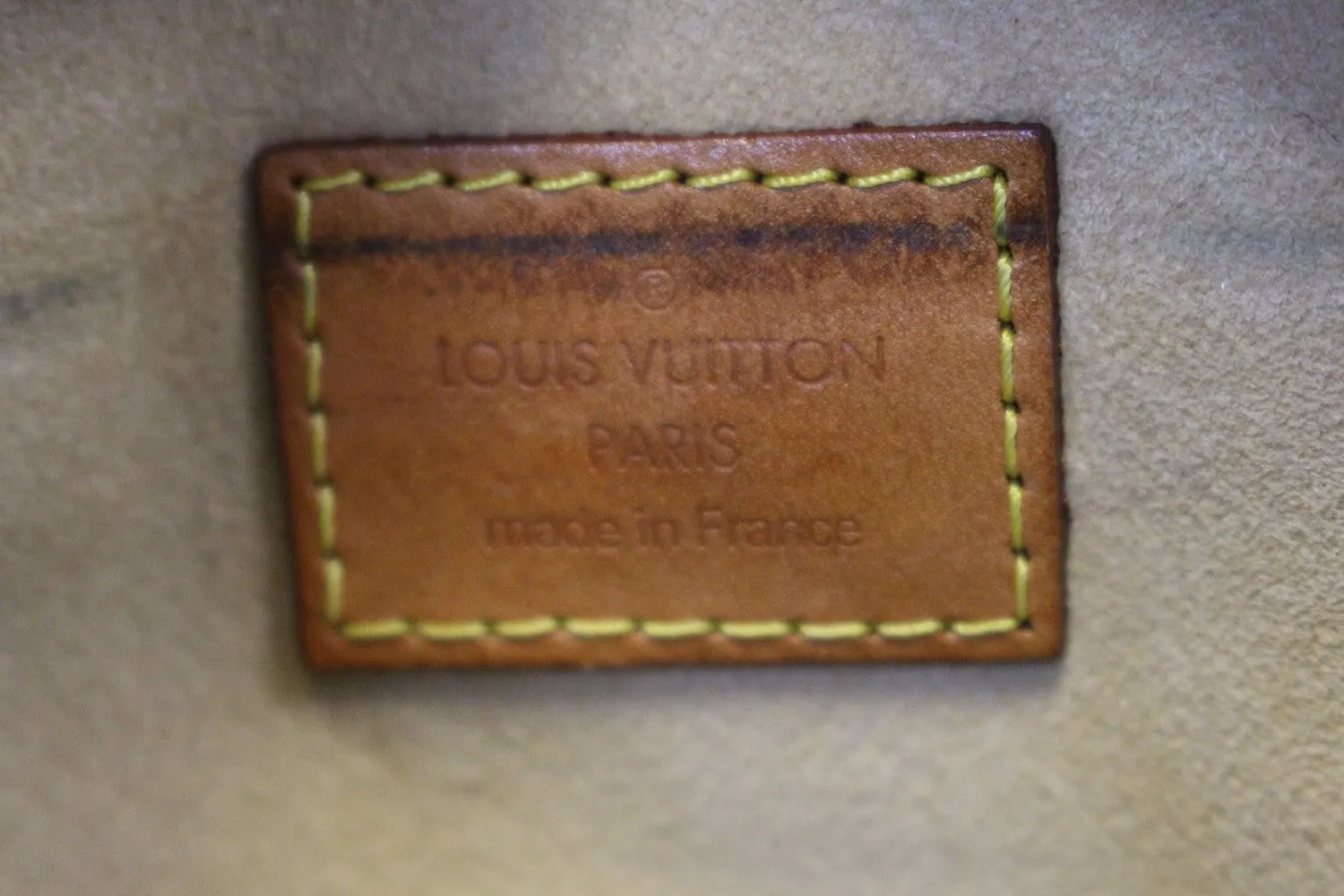 LOUIS VUITTON Monogram Hudson GM Shoulder Bag