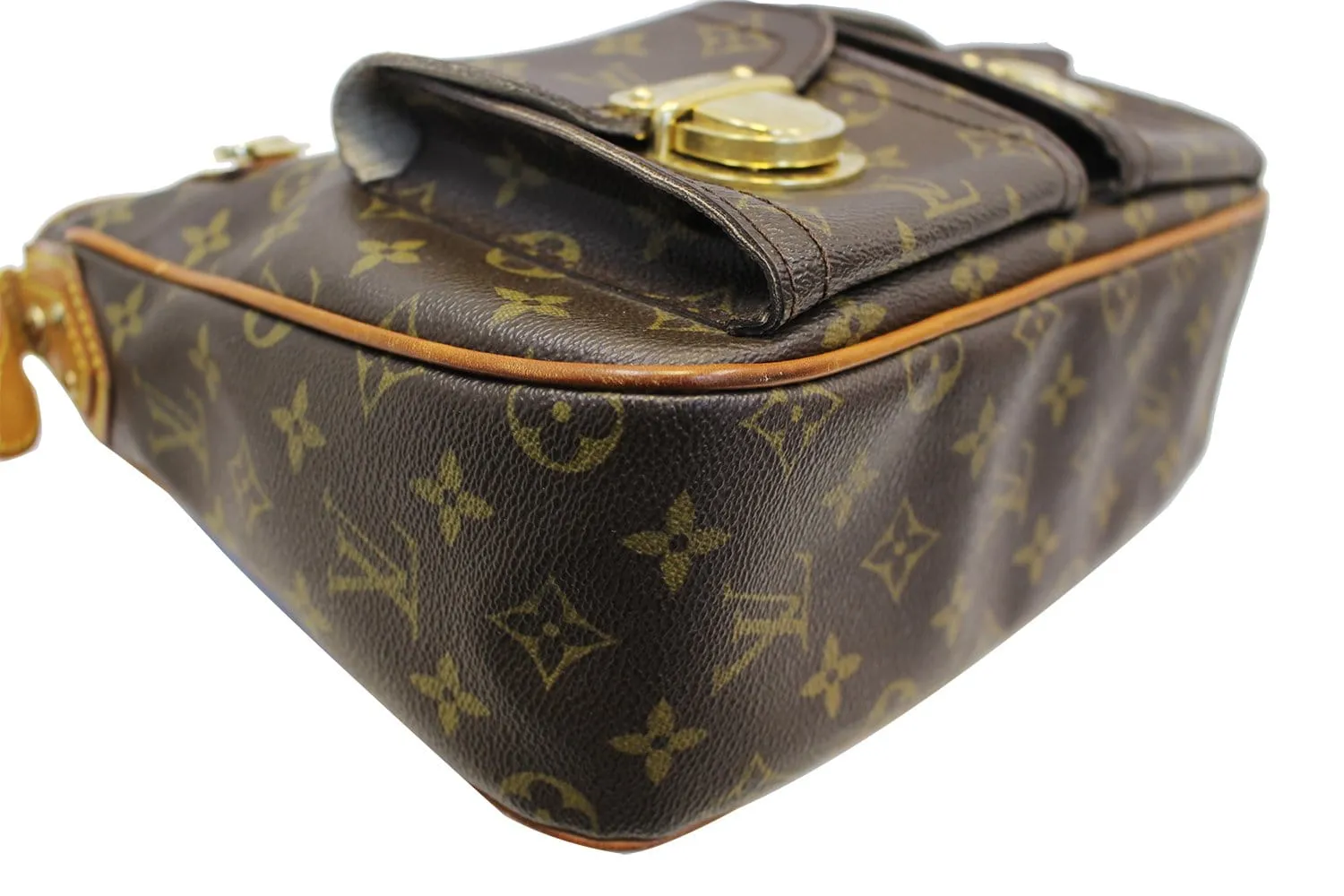 LOUIS VUITTON Monogram Hudson GM Shoulder Bag