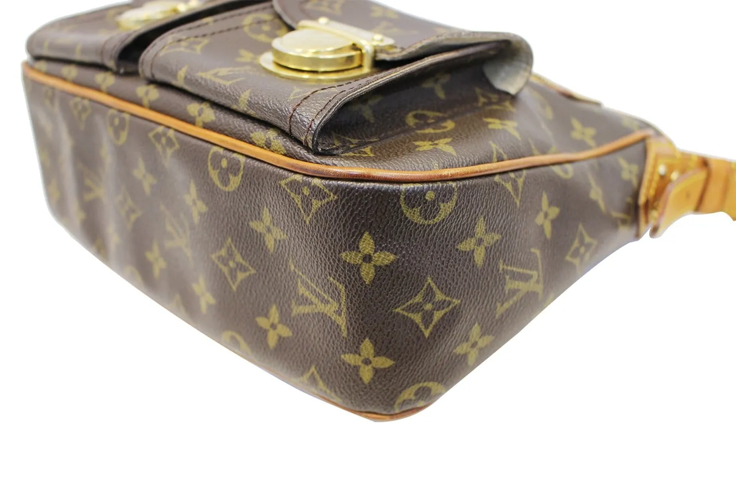 LOUIS VUITTON Monogram Hudson GM Shoulder Bag