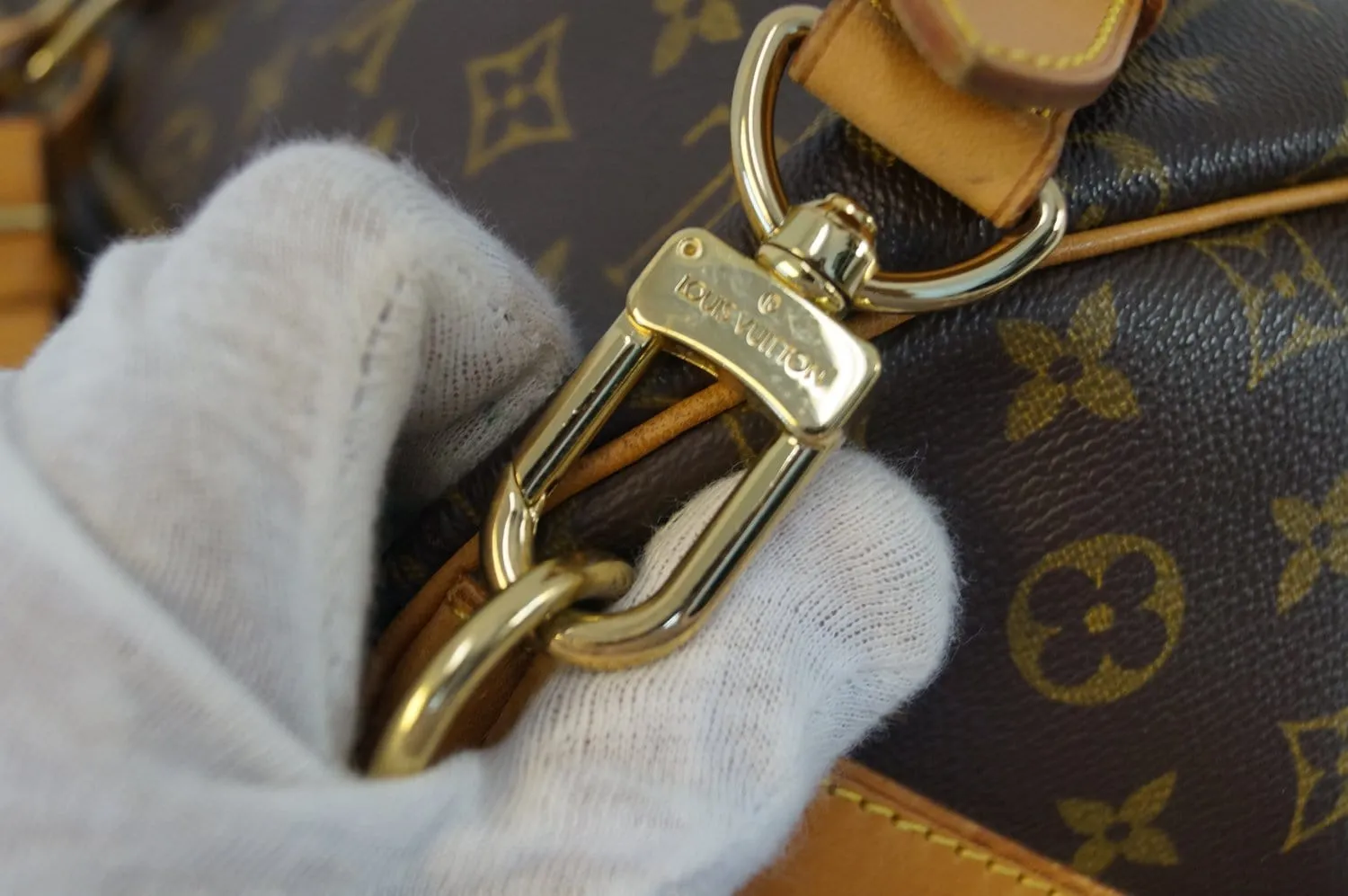 LOUIS VUITTON Monogram Keepall Bandouliere 55 Boston Bag