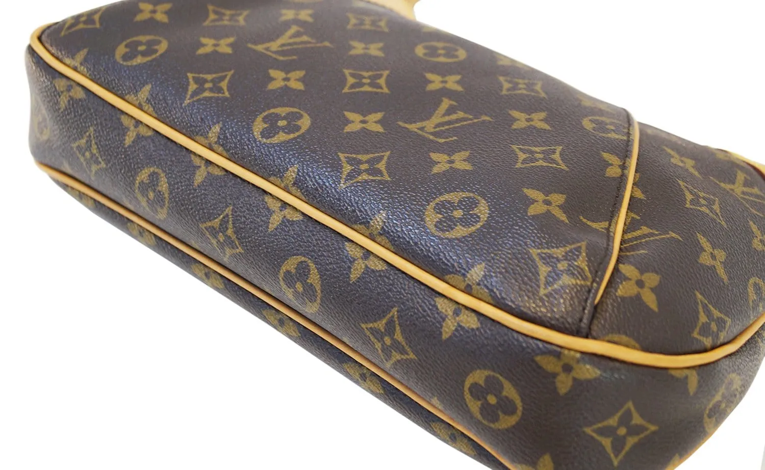 LOUIS VUITTON Monogram Thames PM Shoulder Bag