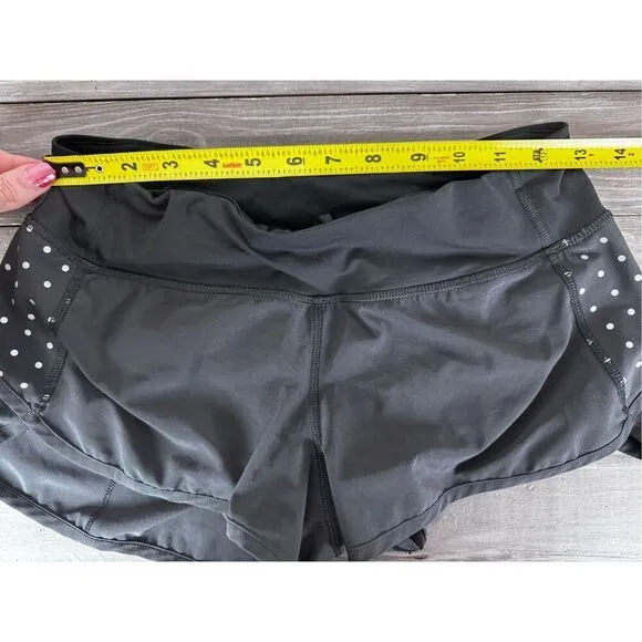 Lululemon Speed Shorts Reflective Dots Size 4