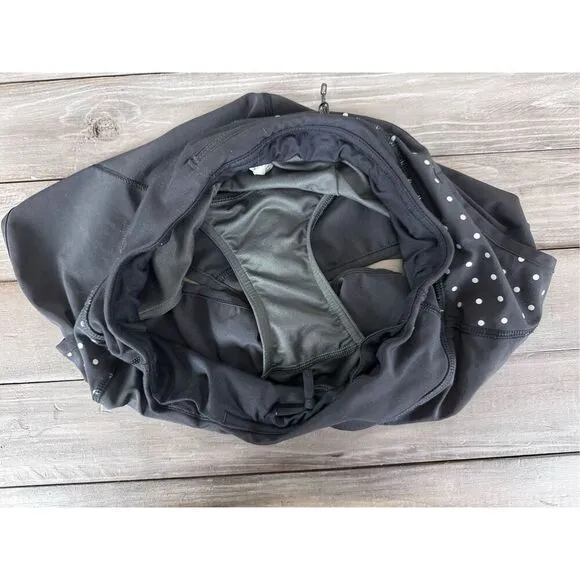Lululemon Speed Shorts Reflective Dots Size 4