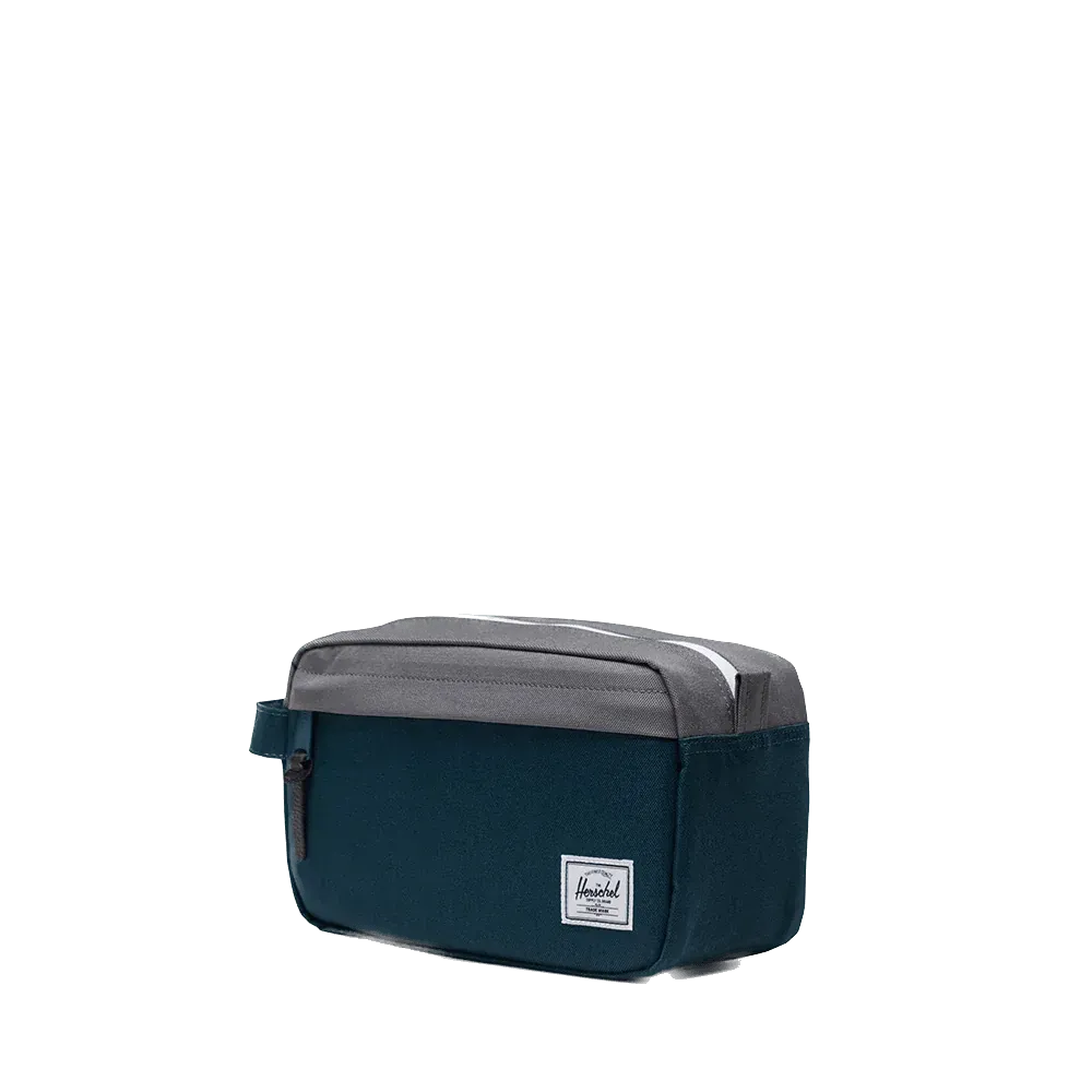Neceser Herschel Chapter Travel Kit Reflecting Pond Gargoyle
