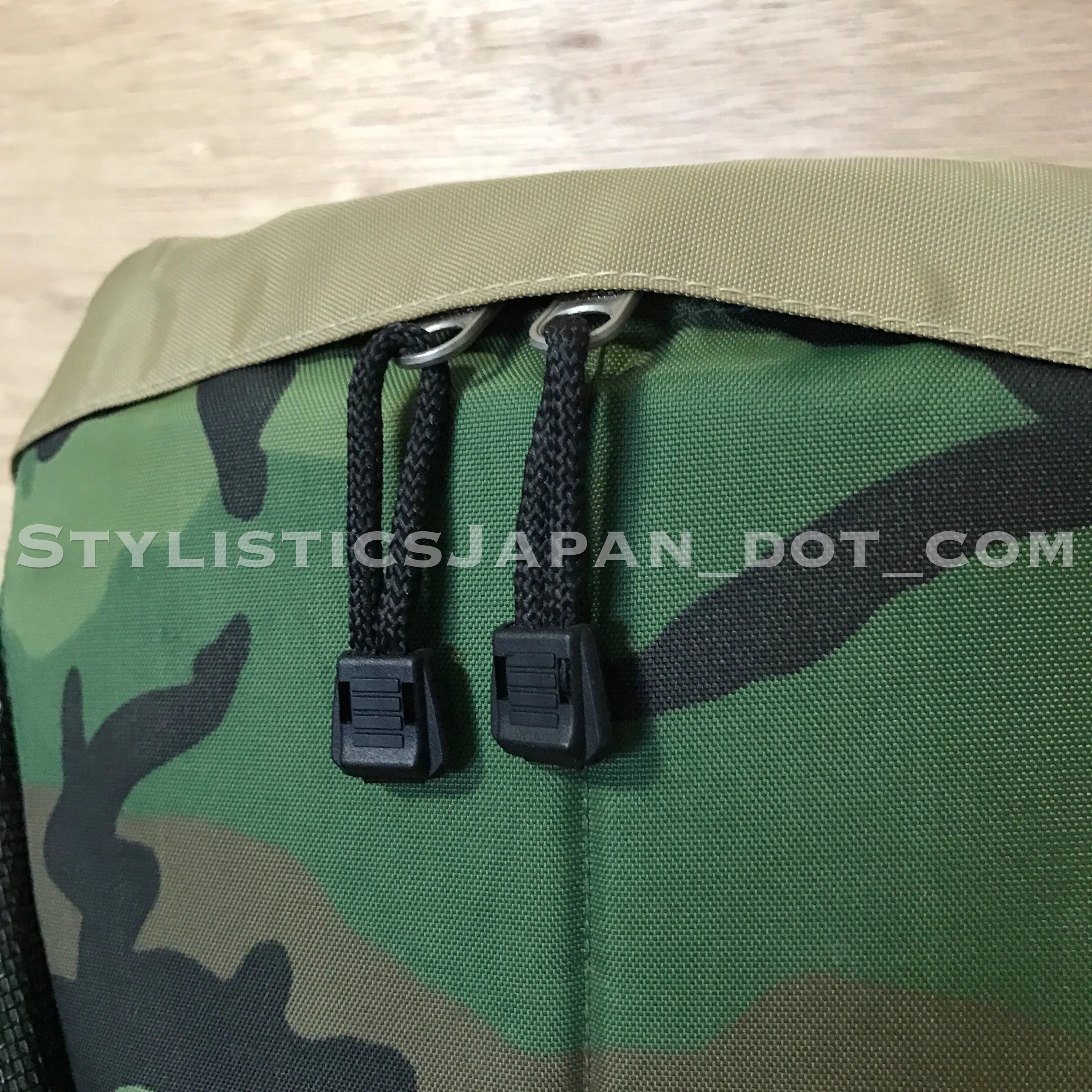 NEW! Supreme Vintage Waist/Shoulder Bag Beige/Woodland Camo