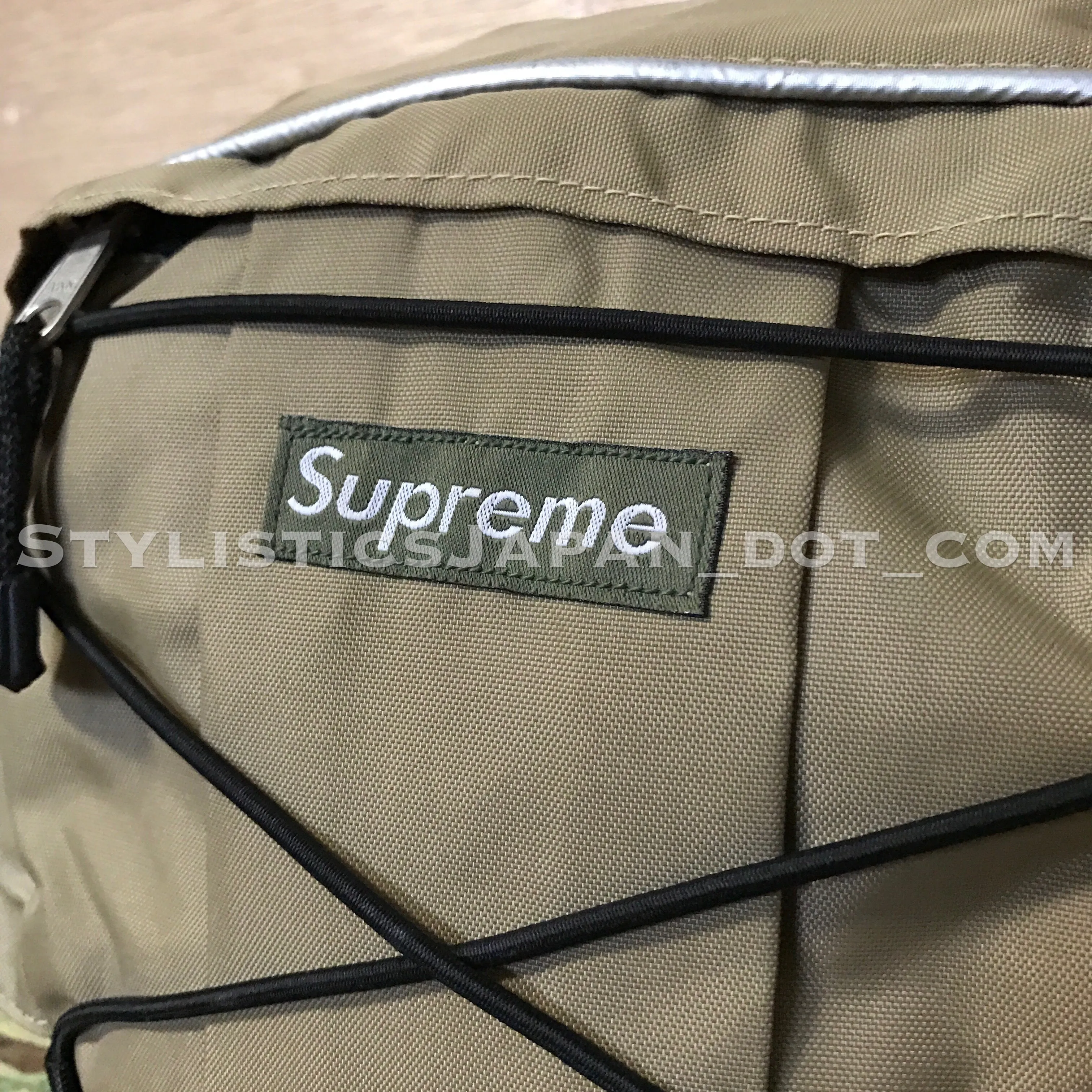 NEW! Supreme Vintage Waist/Shoulder Bag Beige/Woodland Camo