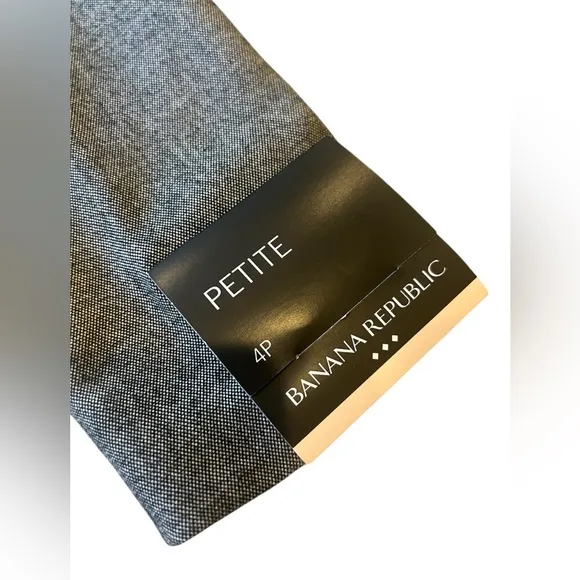 NWT Banana republic factory Grey 2 button front blazer jacket size 4 petite