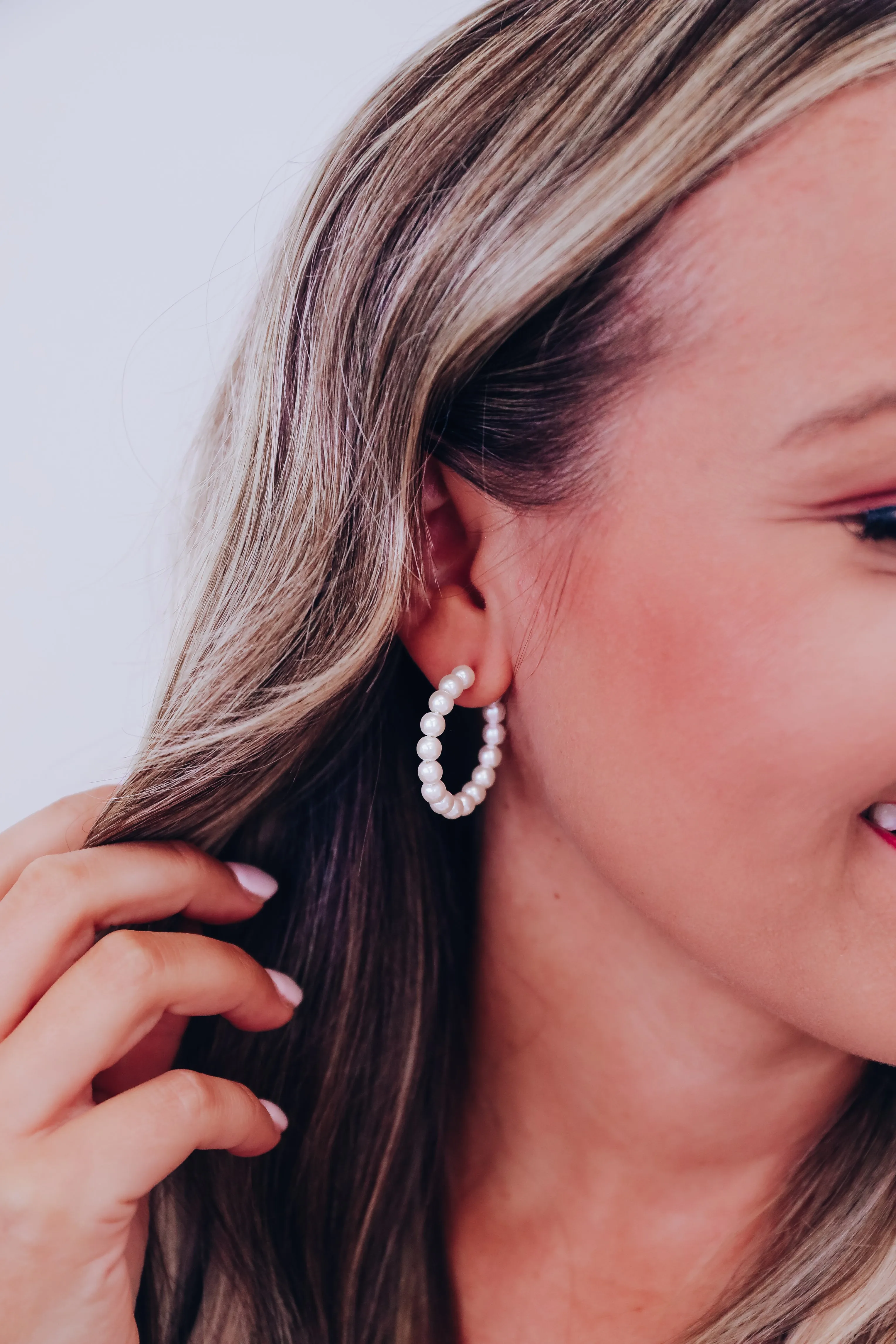 Pearl Bead Hoop Earrings - White