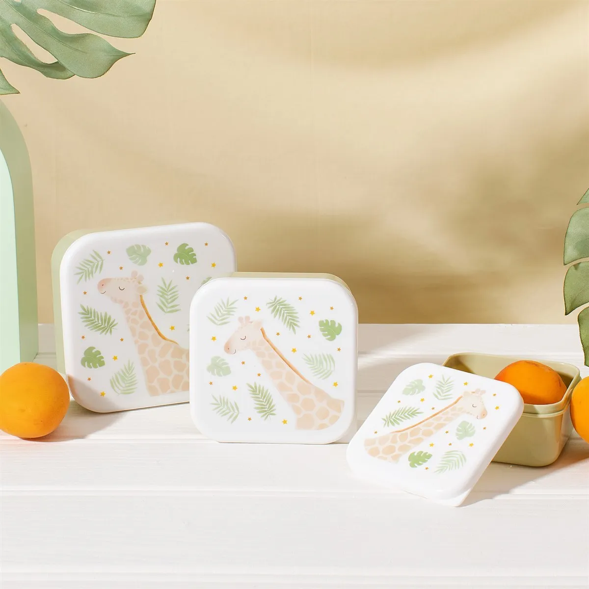 Personalised Gigi Giraffe Lunch Boxes - Set of 3