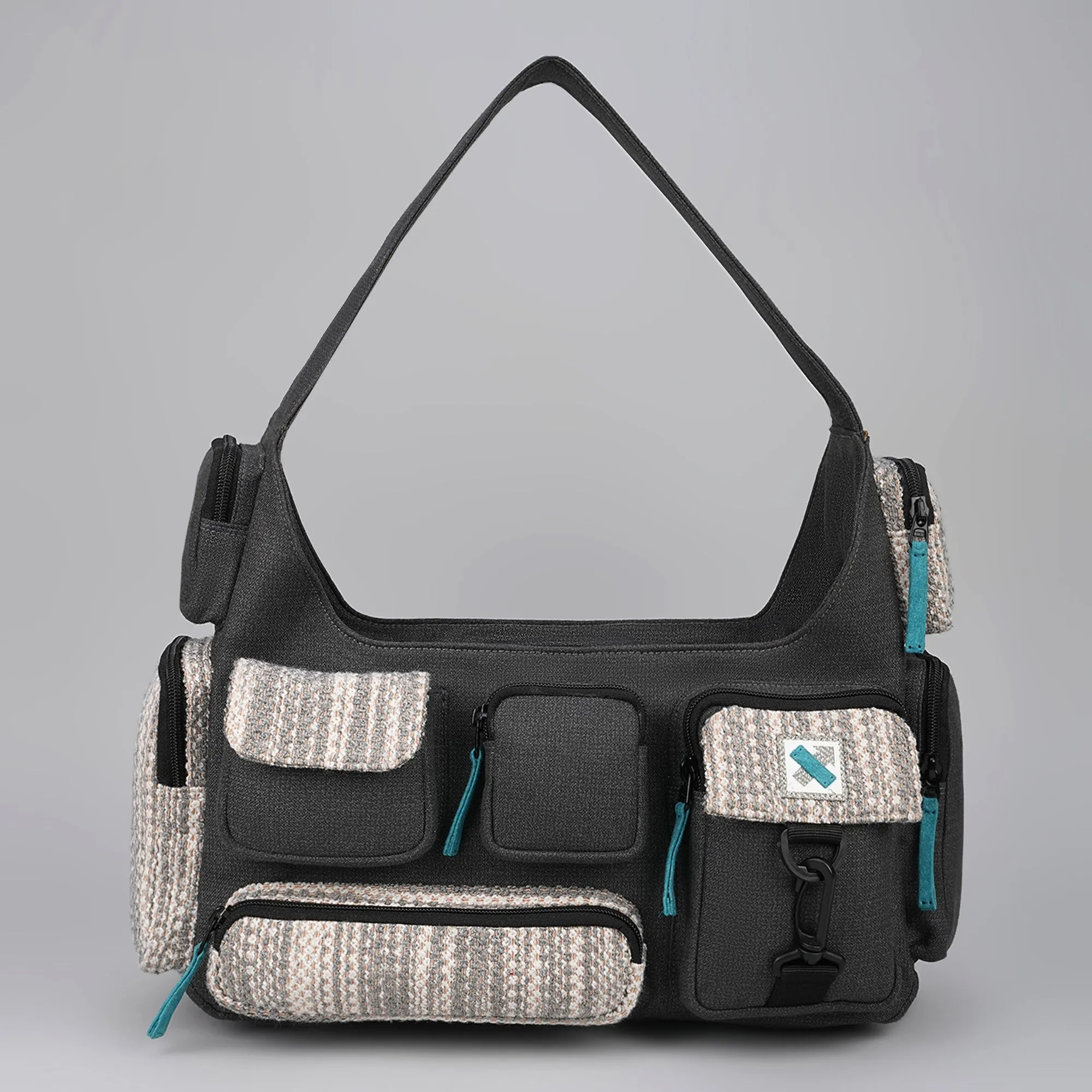 POCKET CLUSTER 243.155 SHOULDER BAG