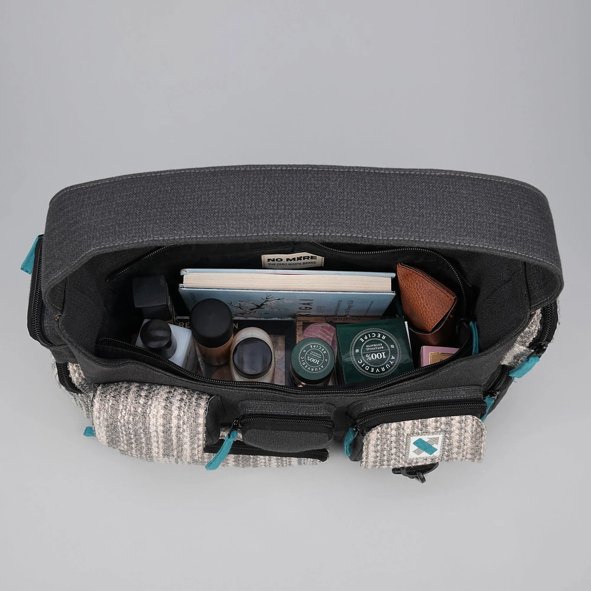 POCKET CLUSTER 243.155 SHOULDER BAG