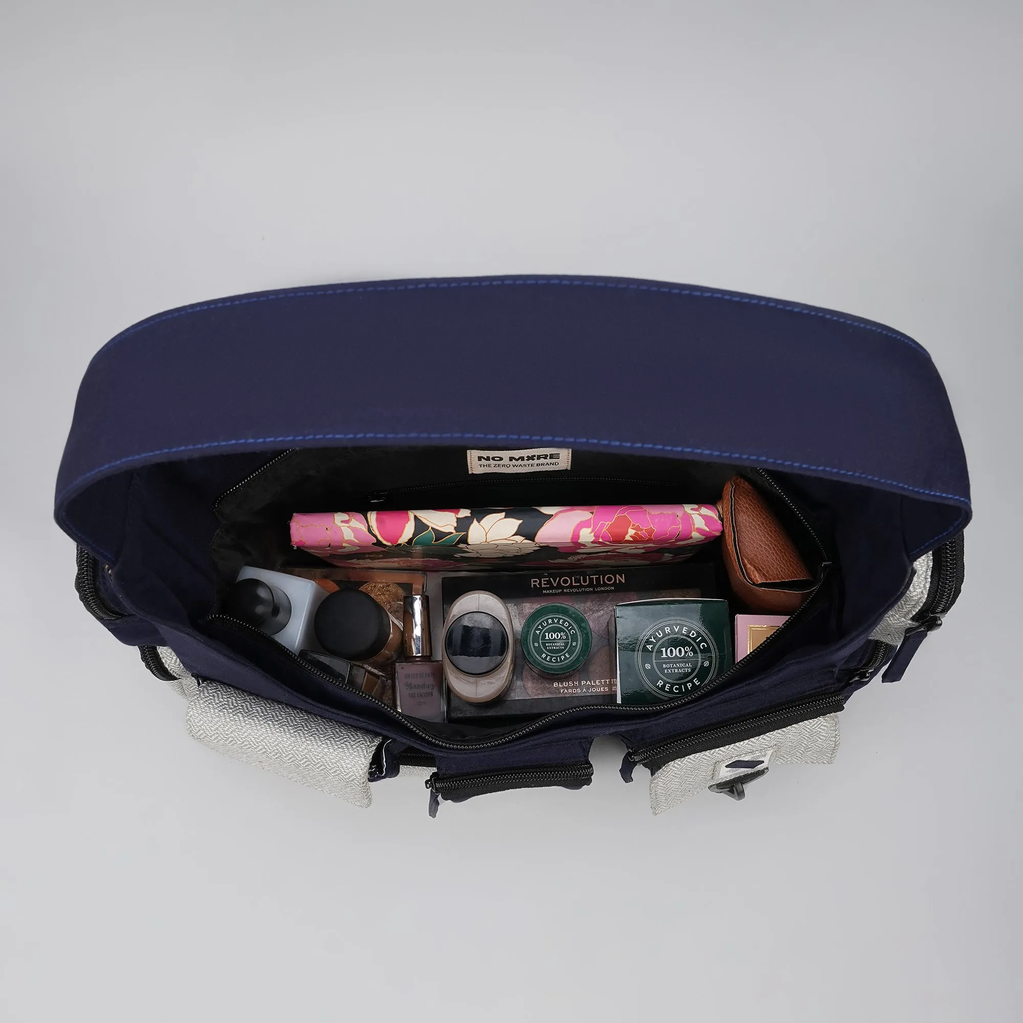 POCKET CLUSTER 243.156 SHOULDER BAG