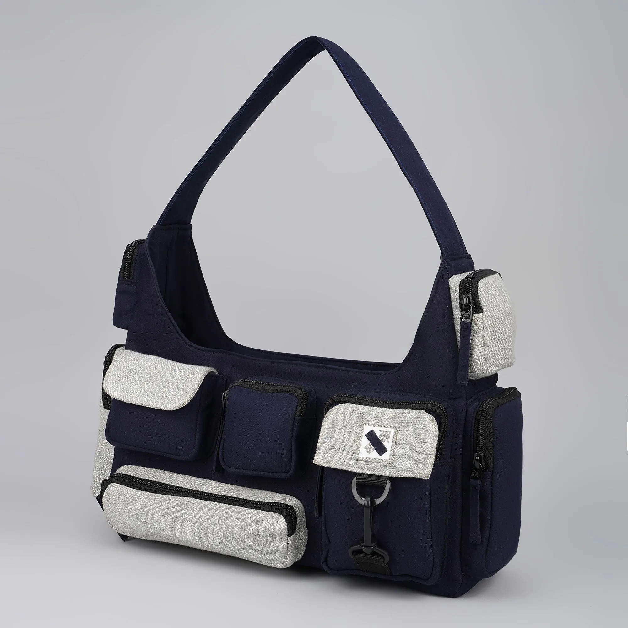 POCKET CLUSTER 243.156 SHOULDER BAG