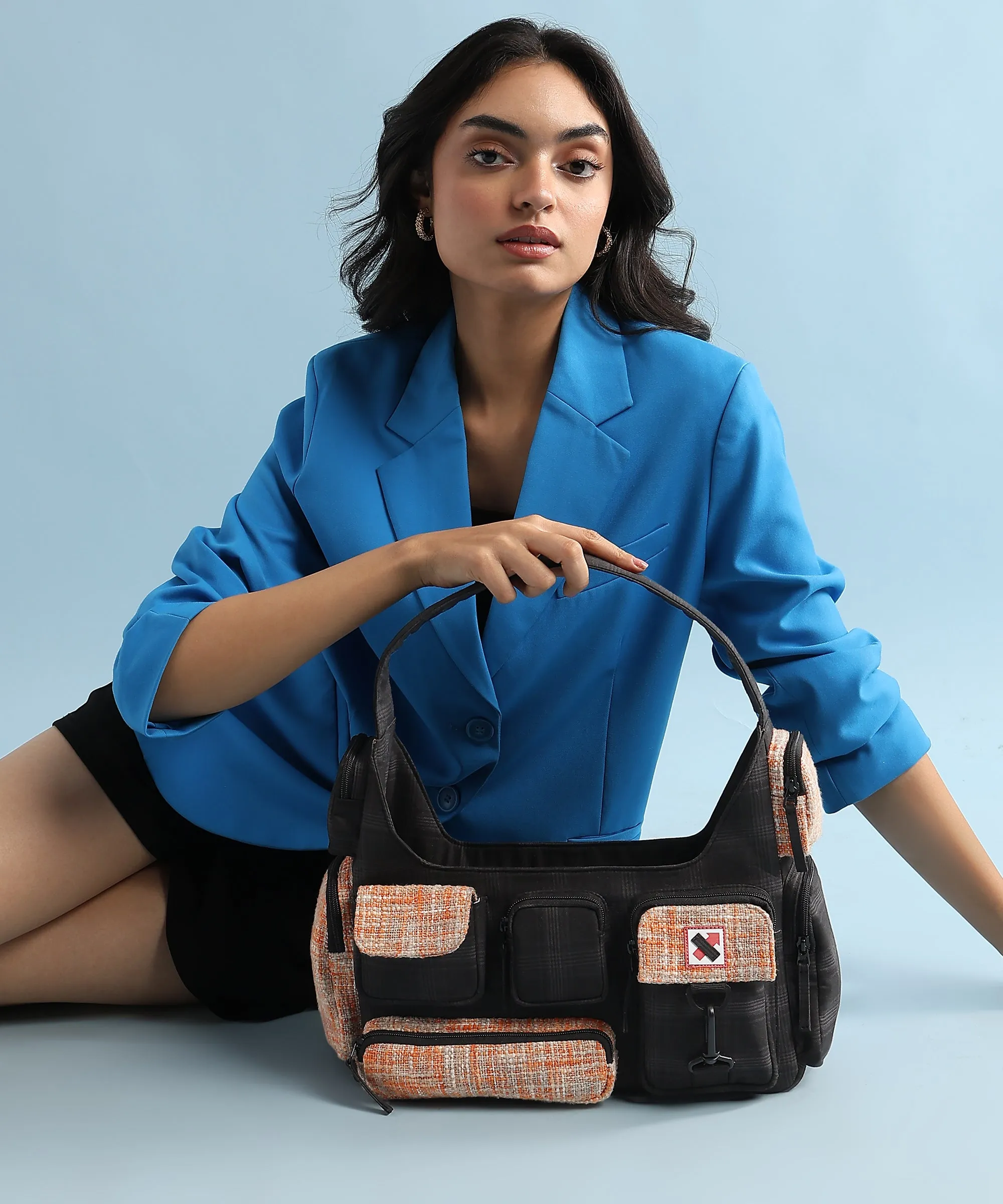 POCKET CLUSTER 243.158 SHOULDER BAG