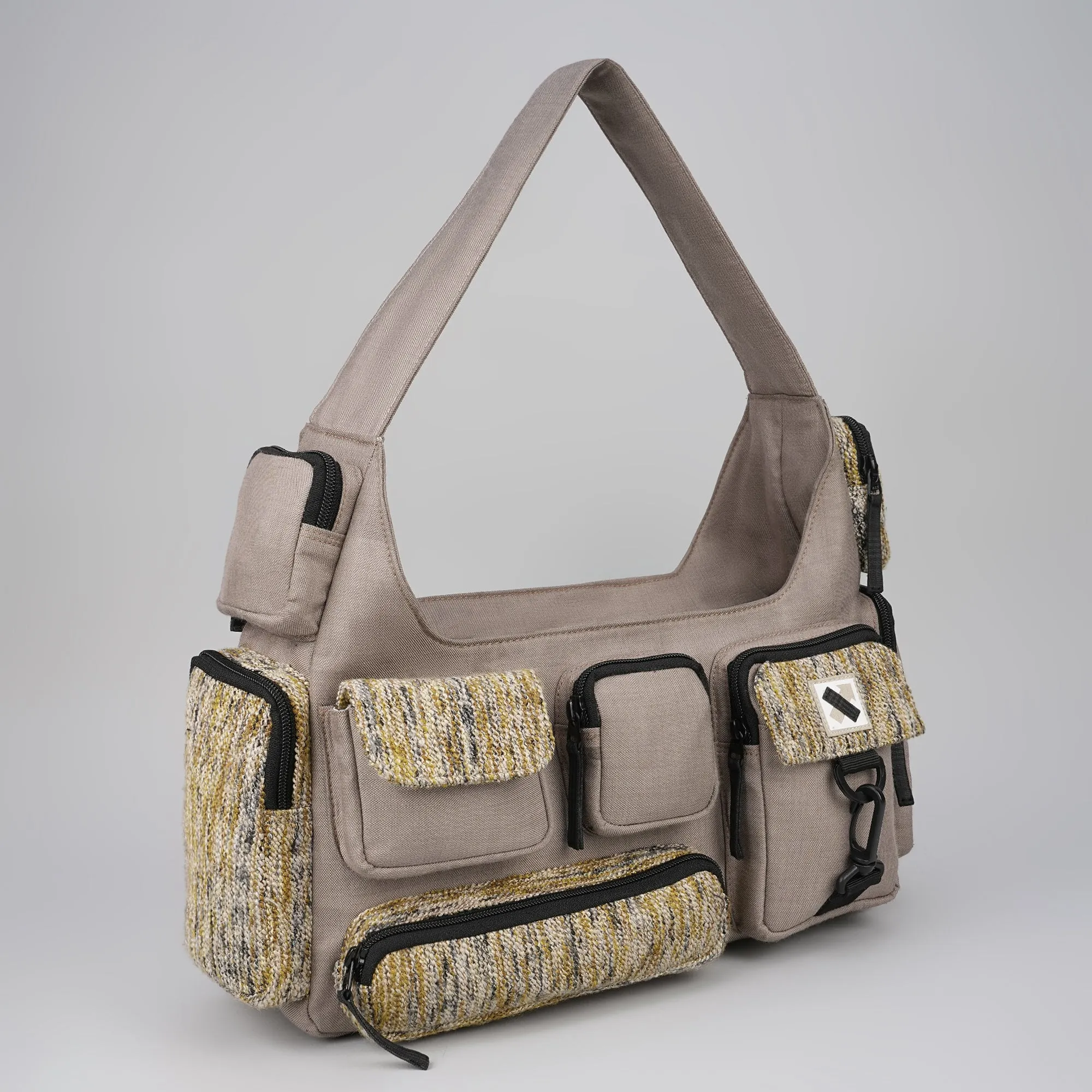 POCKET CLUSTER 243.162 SHOULDER BAG