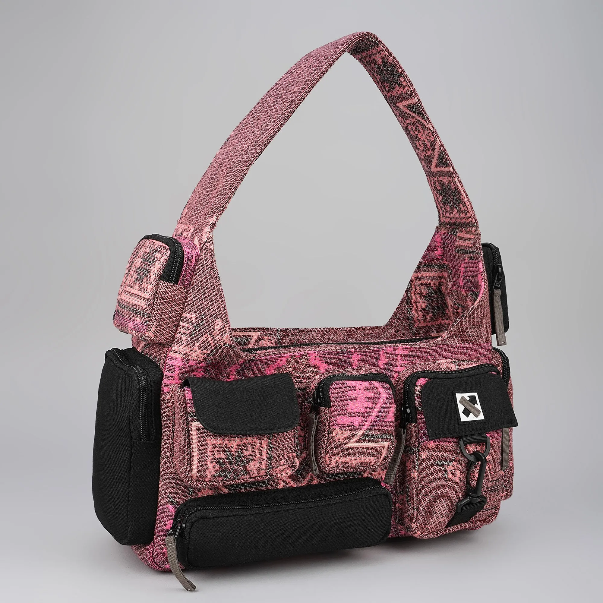 POCKET CLUSTER 243.166 SHOULDER BAG