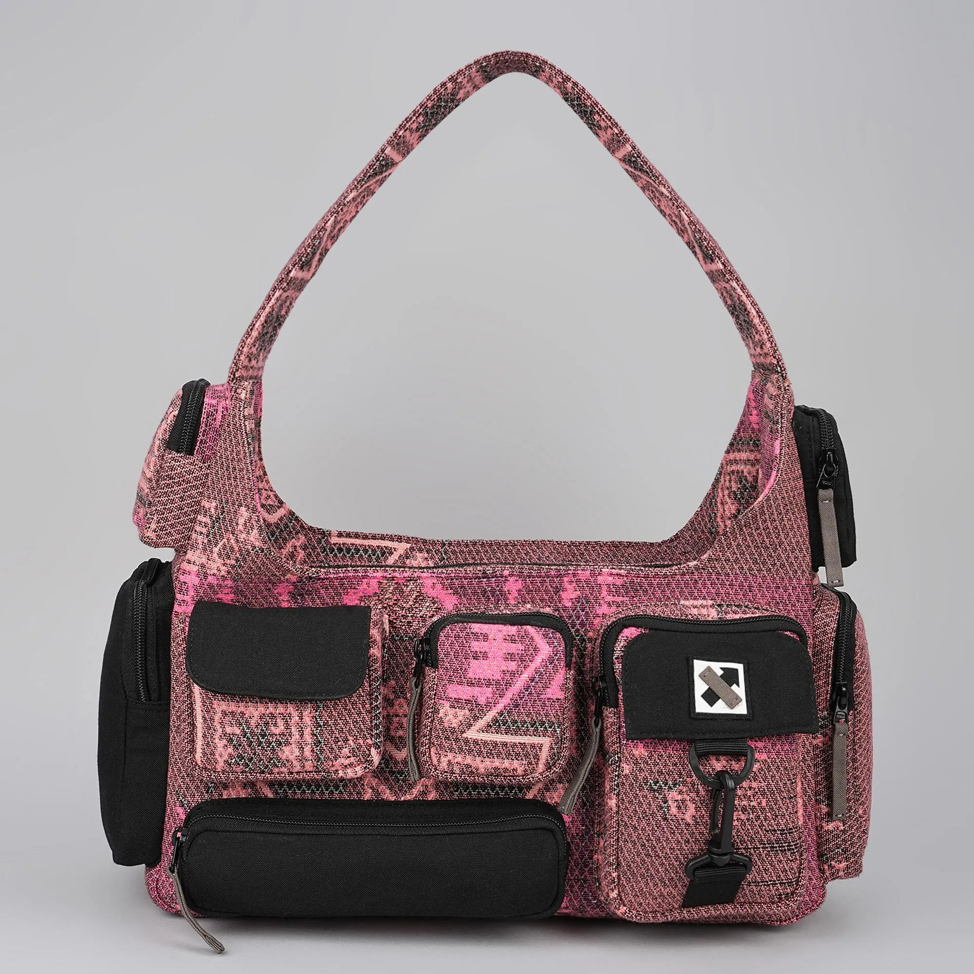 POCKET CLUSTER 243.166 SHOULDER BAG