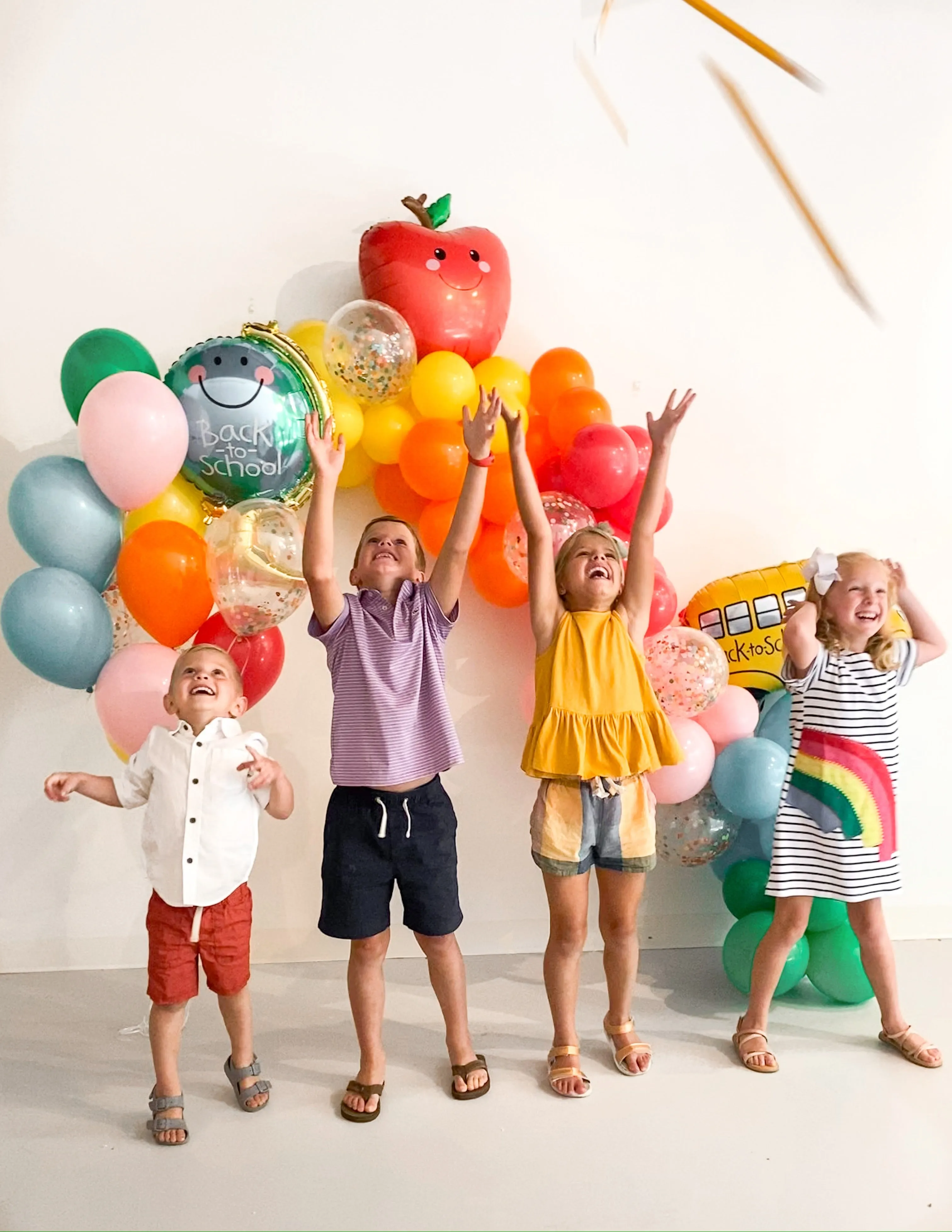 Rainbow Balloon Garland Kit