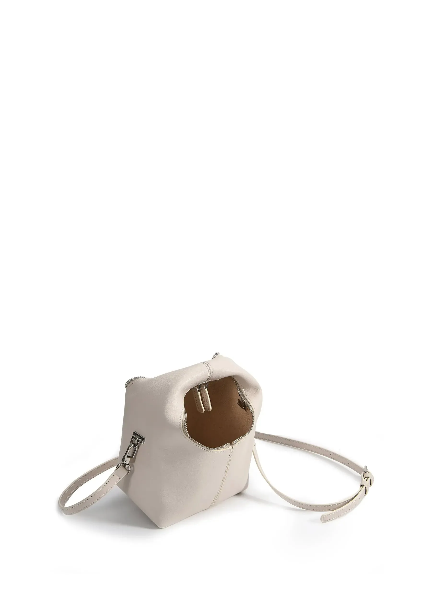 Rebecca Small Cutie Leather Bag, White by Bob Oré