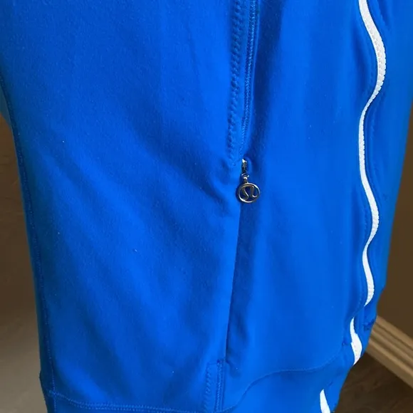 *Reworked* Lululemon Daily Yoga Jacket Beaming Blue/Classic Stripe Size 10