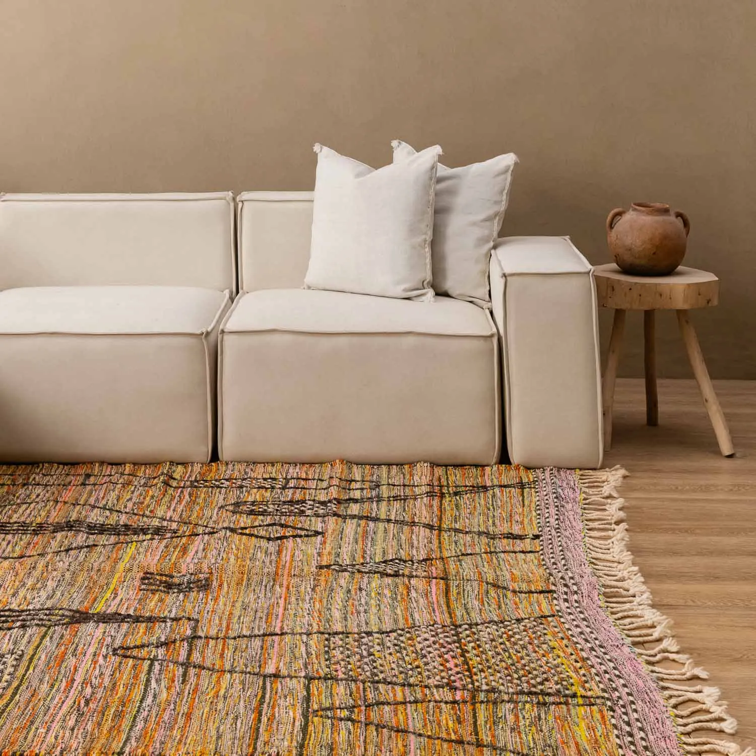 Sayyida - taznakht kilim rug