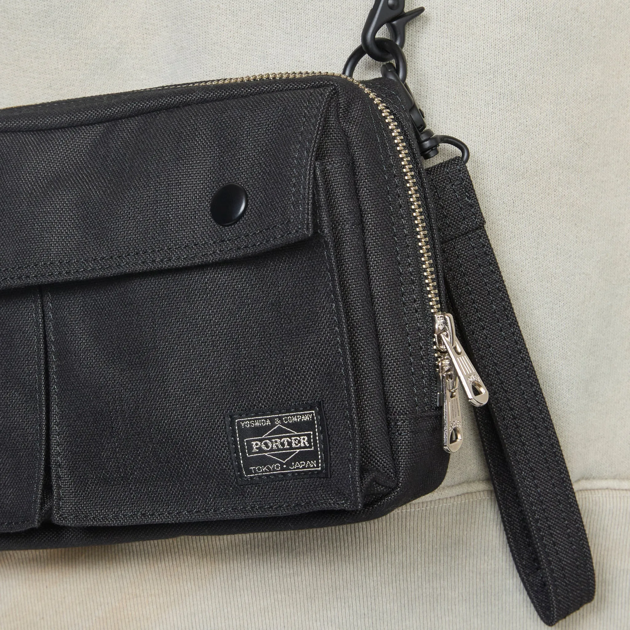 Smoky 2-Way Shoulder Bag Black