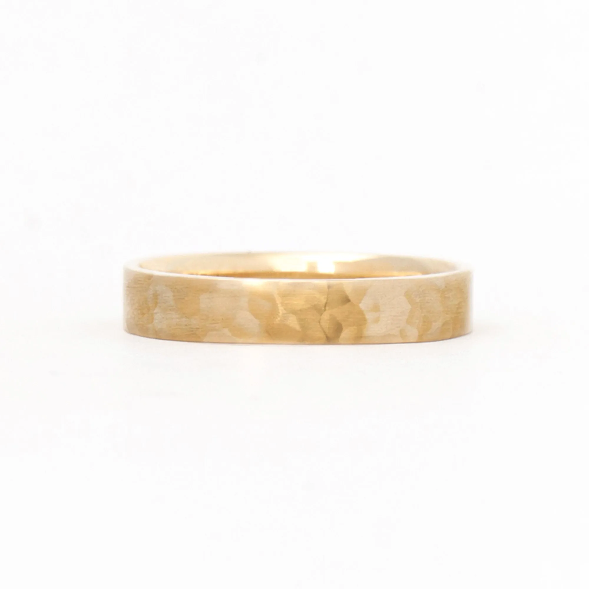 Square 4mm Hammered Band